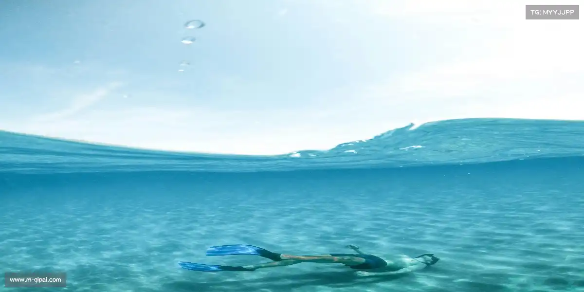 棋牌游戏官网——⚽🐉 弧线传中,游龙摆尾!